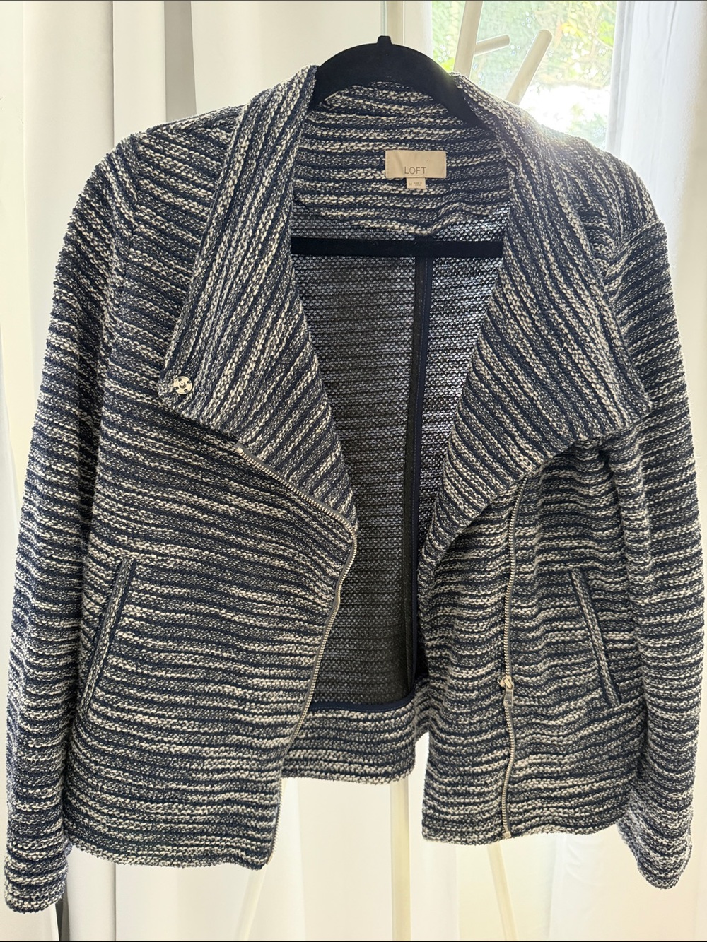 LOFT Navy and Cream Textured Knit Blazer Jacket